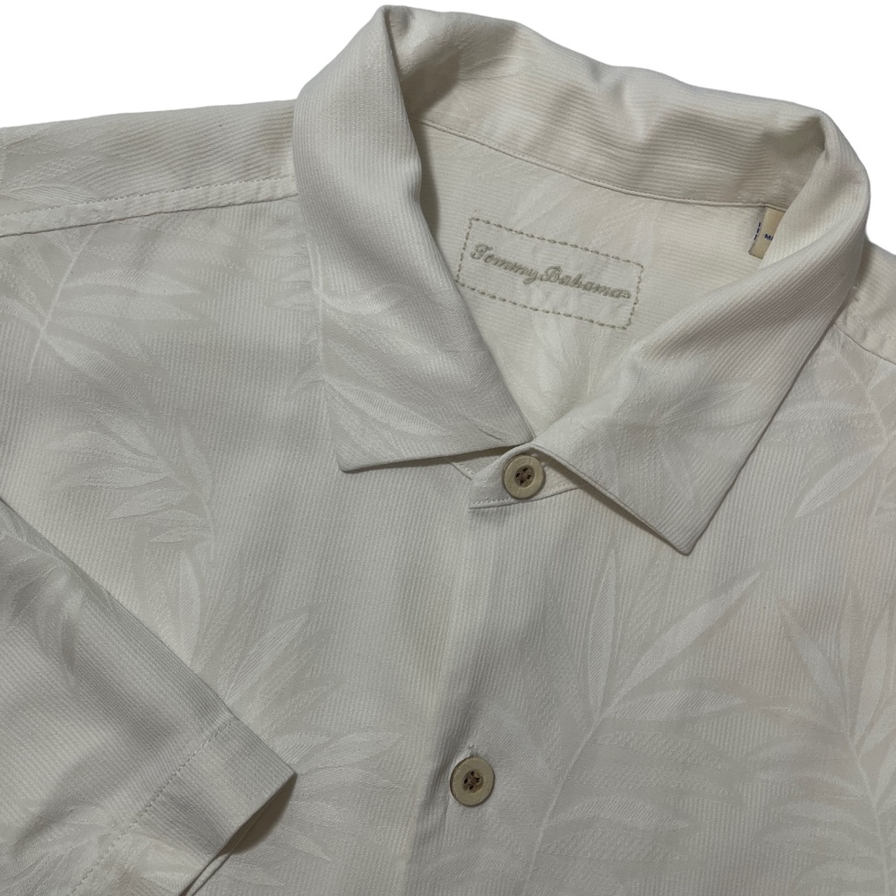 Tommy Bahama  XL 100%‎ Silk Short Sleeve Off White Button Down